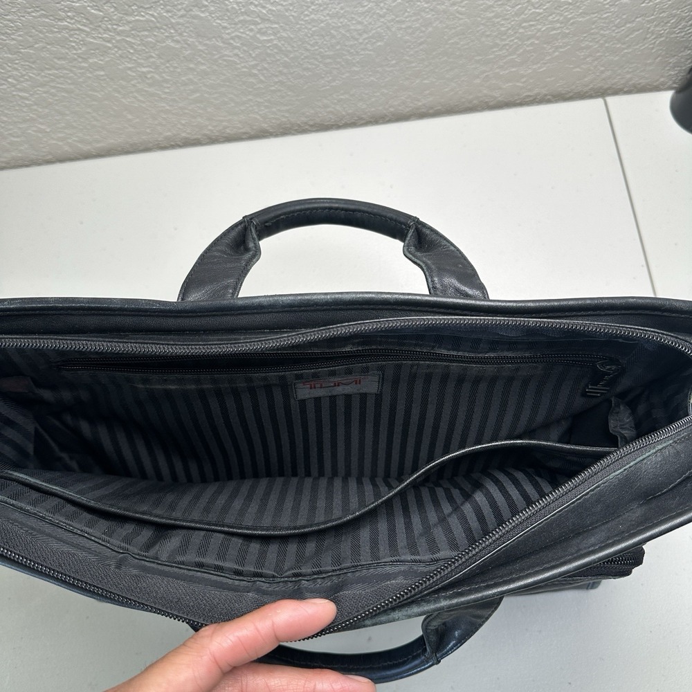Vintage TUMI 9602D3 Napa Leather Laptop Briefcase Organizer Black Office Work - Picture 12 of 16
